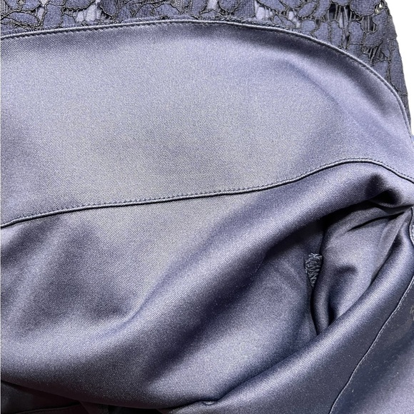 VINCE CAMUTO Navy Lace Sheath Dress Size 4​​​​​​ - Picture 8 of 9